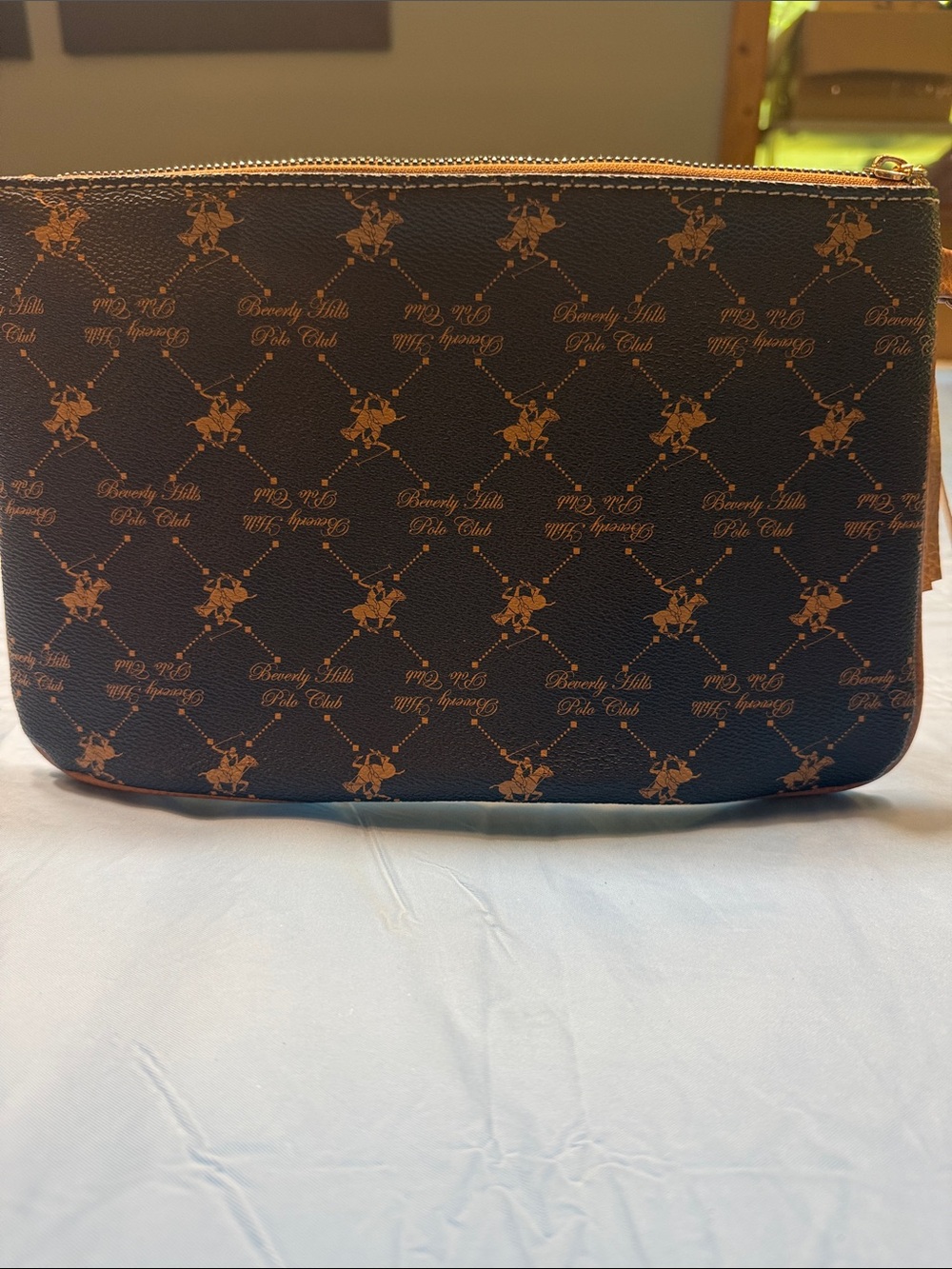 Beverly Hills Polo Club Brown & Tan Logo Wristlet Clutch - Picture 4 of 7